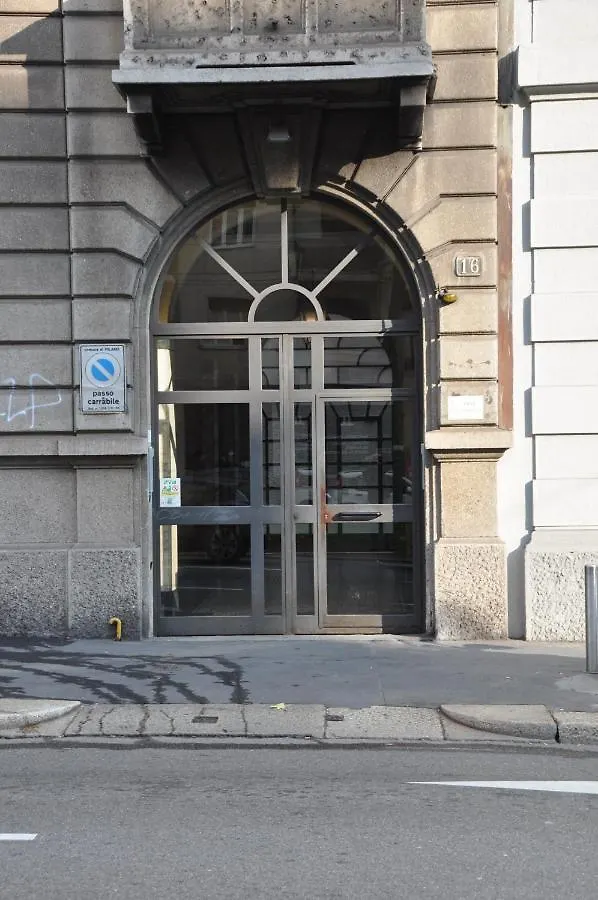 Apartamento C Studio - Design Bilo Suite -M3- 8 Min Dal Duomo Milán Italia